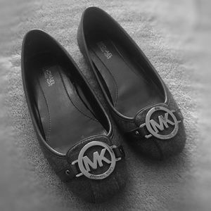 MK FLATS 🖤